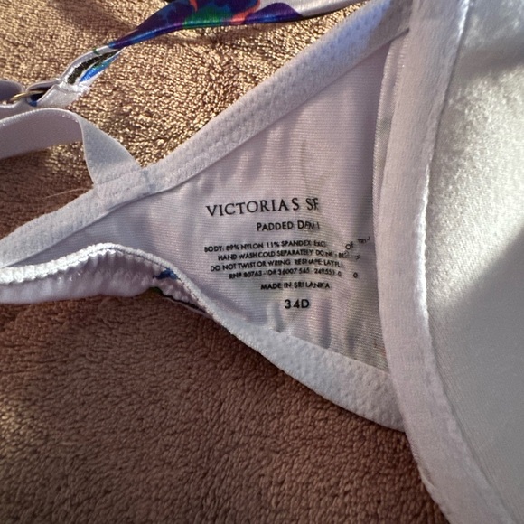 NWT VICTORIA’S SECRET 2 PIECE SET - Picture 6 of 8